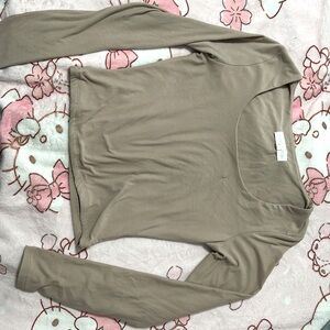 Olive & Oak beige smooth soft long sleeve with round neckline